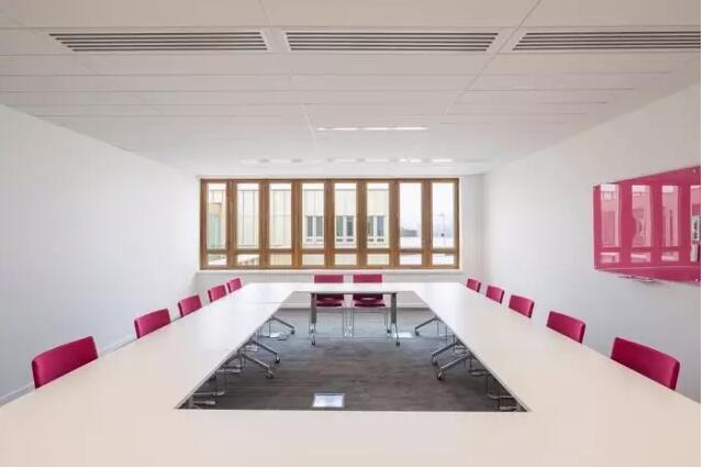 <a href=http://www.fsyxljs.cn/bangonganli/ target=_blank class=infotextkey>合肥辦公室設(shè)計</a>